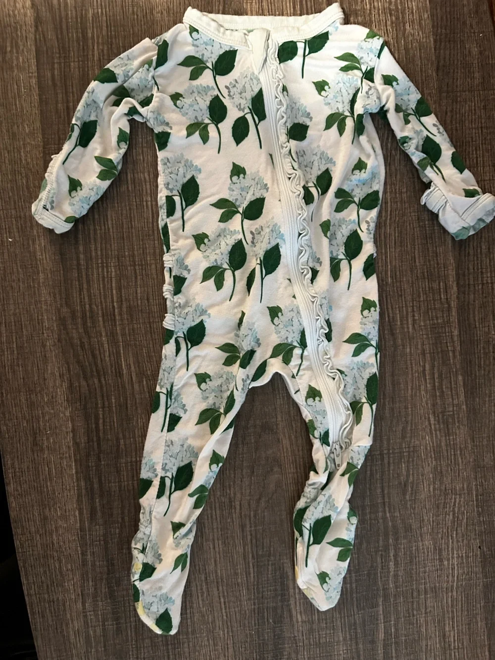 0-3mo Baby Girl Kickee Pants Sleeper Hydrangeas with ruffles